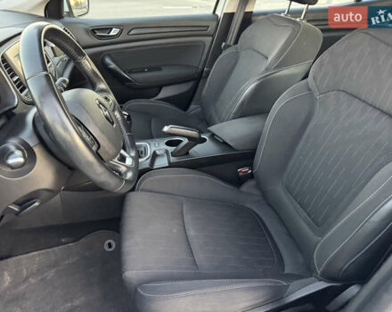 Белый Рено Меган, объемом двигателя 1.5 л и пробегом 214 тыс. км за 11999 $, фото 12 на Automoto.ua