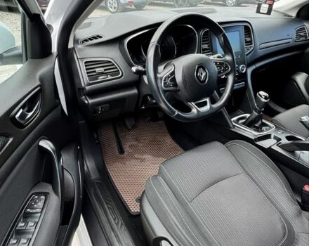 Белый Рено Меган, объемом двигателя 1.5 л и пробегом 160 тыс. км за 10800 $, фото 8 на Automoto.ua