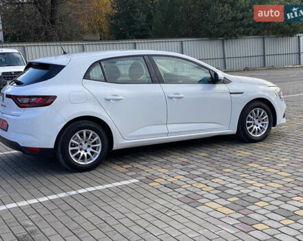 Белый Рено Меган, объемом двигателя 1.5 л и пробегом 207 тыс. км за 10850 $, фото 6 на Automoto.ua