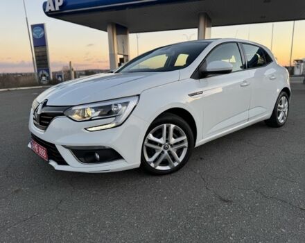 Белый Рено Меган, объемом двигателя 1.5 л и пробегом 2 тыс. км за 11900 $, фото 1 на Automoto.ua