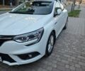 Белый Рено Меган, объемом двигателя 1.6 л и пробегом 235 тыс. км за 10600 $, фото 1 на Automoto.ua