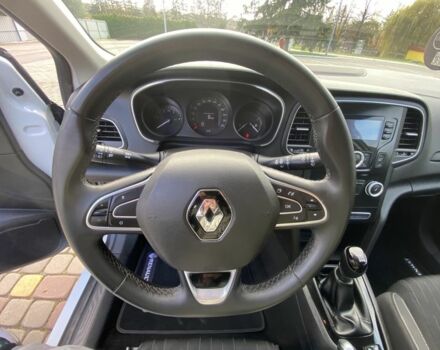 Белый Рено Меган, объемом двигателя 1.5 л и пробегом 207 тыс. км за 10850 $, фото 13 на Automoto.ua