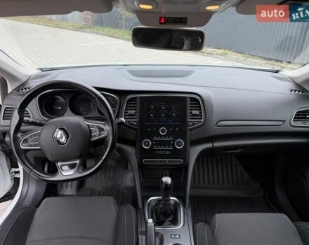 Білий Рено Меган, об'ємом двигуна 1.6 л та пробігом 189 тис. км за 10800 $, фото 11 на Automoto.ua