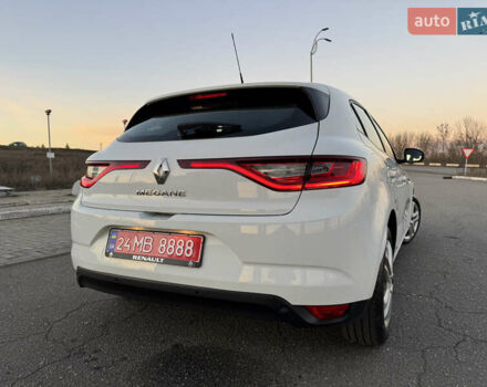 Белый Рено Меган, объемом двигателя 1.5 л и пробегом 214 тыс. км за 11999 $, фото 8 на Automoto.ua