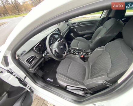 Білий Рено Меган, об'ємом двигуна 1.5 л та пробігом 207 тис. км за 10985 $, фото 9 на Automoto.ua