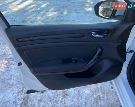 Белый Рено Меган, объемом двигателя 1.5 л и пробегом 207 тыс. км за 11850 $, фото 38 на Automoto.ua