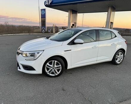 Белый Рено Меган, объемом двигателя 1.5 л и пробегом 2 тыс. км за 11900 $, фото 10 на Automoto.ua