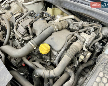 Белый Рено Меган, объемом двигателя 1.5 л и пробегом 151 тыс. км за 15650 $, фото 89 на Automoto.ua