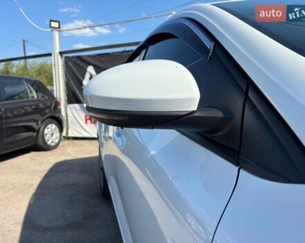 Білий Рено Меган, об'ємом двигуна 1.5 л та пробігом 221 тис. км за 10690 $, фото 9 на Automoto.ua