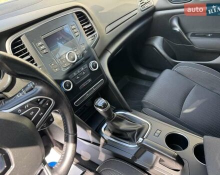 Белый Рено Меган, объемом двигателя 1.5 л и пробегом 259 тыс. км за 9600 $, фото 11 на Automoto.ua