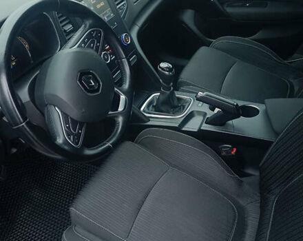 Білий Рено Меган, об'ємом двигуна 1.5 л та пробігом 241 тис. км за 11500 $, фото 9 на Automoto.ua