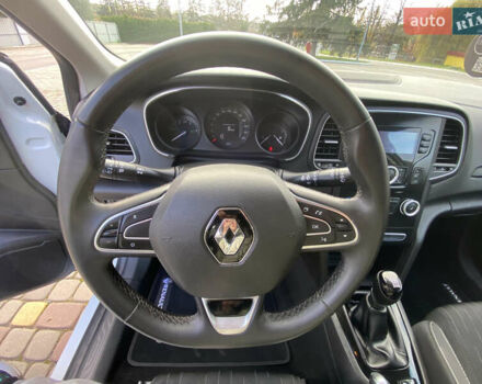 Белый Рено Меган, объемом двигателя 1.5 л и пробегом 207 тыс. км за 10850 $, фото 22 на Automoto.ua