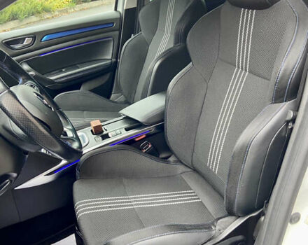 Белый Рено Меган, объемом двигателя 1.5 л и пробегом 151 тыс. км за 15650 $, фото 43 на Automoto.ua