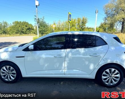 Белый Рено Меган, объемом двигателя 1.5 л и пробегом 253 тыс. км за 12500 $, фото 4 на Automoto.ua