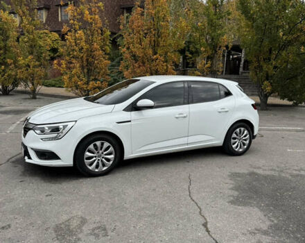 Белый Рено Меган, объемом двигателя 1.46 л и пробегом 257 тыс. км за 10500 $, фото 24 на Automoto.ua
