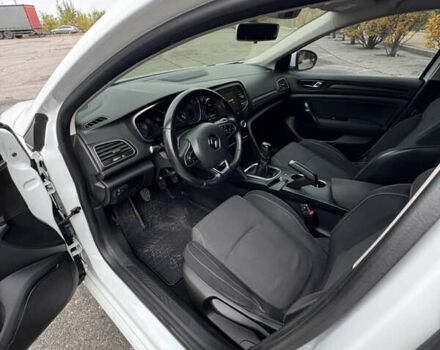 Белый Рено Меган, объемом двигателя 1.46 л и пробегом 257 тыс. км за 10500 $, фото 32 на Automoto.ua