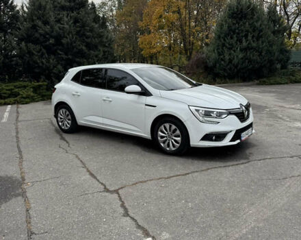 Белый Рено Меган, объемом двигателя 1.46 л и пробегом 257 тыс. км за 10500 $, фото 5 на Automoto.ua