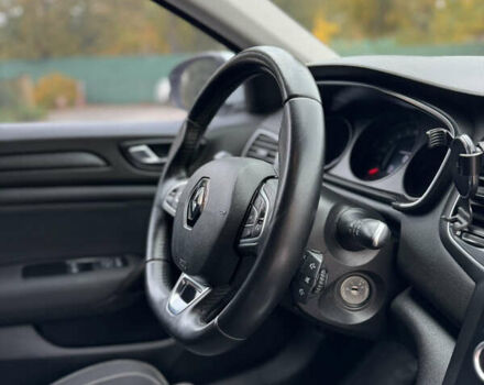 Белый Рено Меган, объемом двигателя 1.46 л и пробегом 257 тыс. км за 10500 $, фото 13 на Automoto.ua