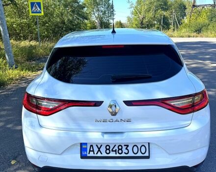 Белый Рено Меган, объемом двигателя 1.5 л и пробегом 253 тыс. км за 12500 $, фото 5 на Automoto.ua