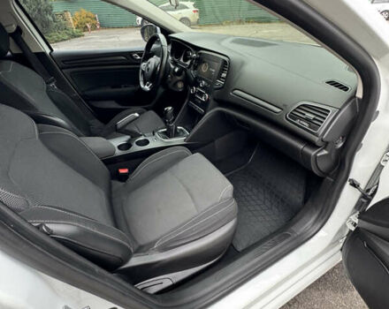 Белый Рено Меган, объемом двигателя 1.46 л и пробегом 257 тыс. км за 10500 $, фото 18 на Automoto.ua