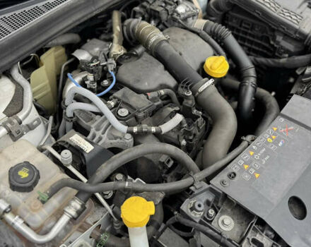 Белый Рено Меган, объемом двигателя 1.46 л и пробегом 257 тыс. км за 10500 $, фото 39 на Automoto.ua