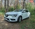 Белый Рено Меган, объемом двигателя 1.46 л и пробегом 195 тыс. км за 12000 $, фото 47 на Automoto.ua