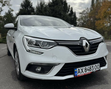 Белый Рено Меган, объемом двигателя 1.46 л и пробегом 257 тыс. км за 10500 $, фото 7 на Automoto.ua