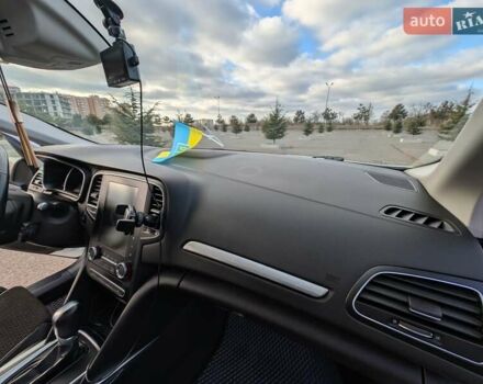 Белый Рено Меган, объемом двигателя 1.46 л и пробегом 112 тыс. км за 14000 $, фото 54 на Automoto.ua
