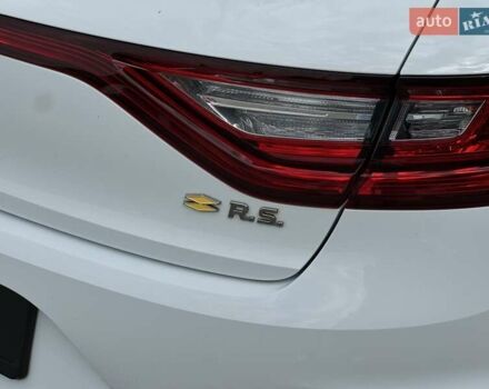 Рено Меган 2019 в Мукачеве на Automoto.ua Белый Рено Меган, объемом двигателя 1.8 л и пробегом 93 тыс. км за 32900 $, фото 16 на Automoto.ua