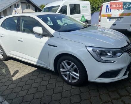 Белый Рено Меган, объемом двигателя 1.46 л и пробегом 200 тыс. км за 10680 $, фото 1 на Automoto.ua