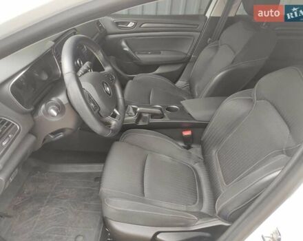 Белый Рено Меган, объемом двигателя 1.46 л и пробегом 200 тыс. км за 10680 $, фото 22 на Automoto.ua