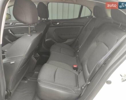 Белый Рено Меган, объемом двигателя 1.46 л и пробегом 200 тыс. км за 10680 $, фото 23 на Automoto.ua