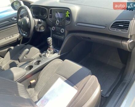 Белый Рено Меган, объемом двигателя 1.46 л и пробегом 200 тыс. км за 10680 $, фото 8 на Automoto.ua