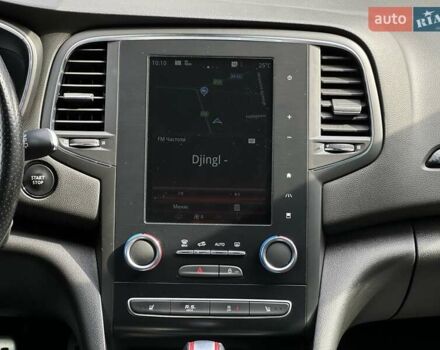 Рено Меган 2019 в Мукачеве на Automoto.ua Белый Рено Меган, объемом двигателя 1.8 л и пробегом 93 тыс. км за 32900 $, фото 25 на Automoto.ua