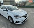 Белый Рено Меган, объемом двигателя 1.46 л и пробегом 156 тыс. км за 12990 $, фото 2 на Automoto.ua