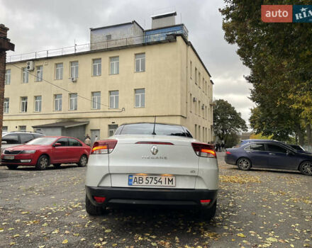 Белый Рено Меган, объемом двигателя 1.46 л и пробегом 258 тыс. км за 9300 $, фото 3 на Automoto.ua