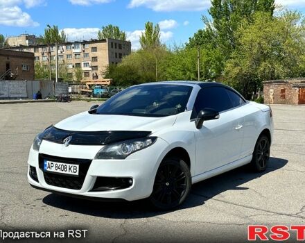 Белый Рено Меган, объемом двигателя 1.9 л и пробегом 180 тыс. км за 7555 $, фото 1 на Automoto.ua
