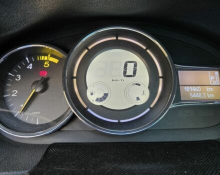 Білий Рено Меган, об'ємом двигуна 1.5 л та пробігом 182 тис. км за 9000 $, фото 3 на Automoto.ua