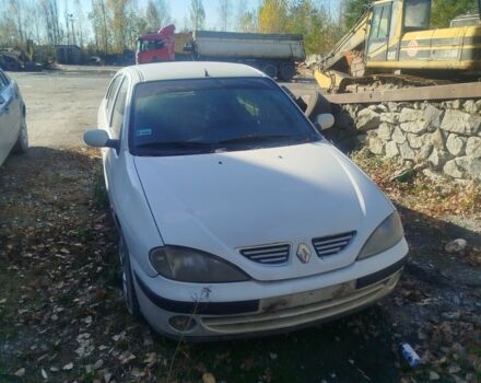 Рено Меган 1999 в Полонном на Automoto.ua Белый Рено Меган, объемом двигателя 0 л и пробегом 145 тыс. км за 713 $, фото 6 на Automoto.ua