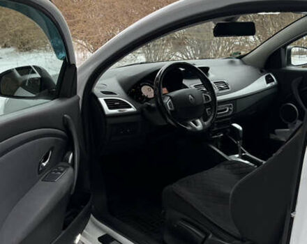 Білий Рено Меган, об'ємом двигуна 2 л та пробігом 139 тис. км за 7290 $, фото 8 на Automoto.ua
