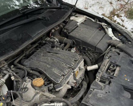 Білий Рено Меган, об'ємом двигуна 2 л та пробігом 139 тис. км за 7290 $, фото 12 на Automoto.ua