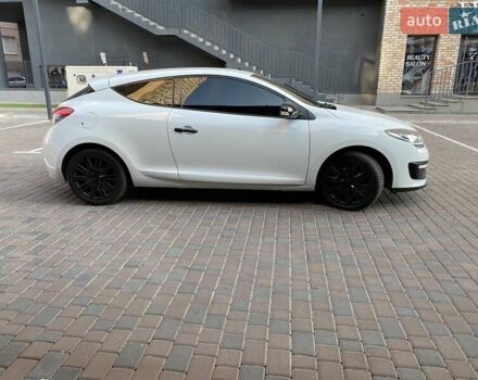 Белый Рено Меган, объемом двигателя 1.5 л и пробегом 190 тыс. км за 10900 $, фото 5 на Automoto.ua