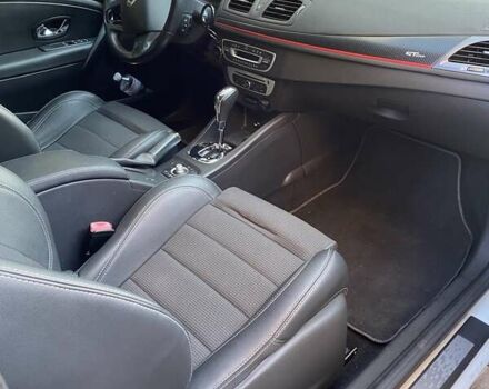 Белый Рено Меган, объемом двигателя 1.5 л и пробегом 190 тыс. км за 10900 $, фото 7 на Automoto.ua