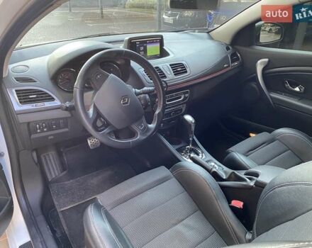 Белый Рено Меган, объемом двигателя 1.5 л и пробегом 190 тыс. км за 10900 $, фото 6 на Automoto.ua