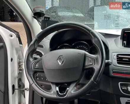 Белый Рено Меган, объемом двигателя 1.6 л и пробегом 155 тыс. км за 10190 $, фото 23 на Automoto.ua