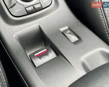 Белый Рено Меган, объемом двигателя 1.6 л и пробегом 155 тыс. км за 10190 $, фото 30 на Automoto.ua