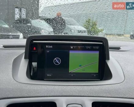 Белый Рено Меган, объемом двигателя 1.6 л и пробегом 155 тыс. км за 10190 $, фото 36 на Automoto.ua