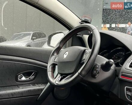 Белый Рено Меган, объемом двигателя 1.6 л и пробегом 155 тыс. км за 10190 $, фото 15 на Automoto.ua