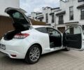 Белый Рено Меган, объемом двигателя 0 л и пробегом 150 тыс. км за 11000 $, фото 5 на Automoto.ua
