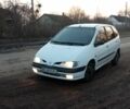 Белый Рено Меган, объемом двигателя 1.6 л и пробегом 330 тыс. км за 1470 $, фото 1 на Automoto.ua